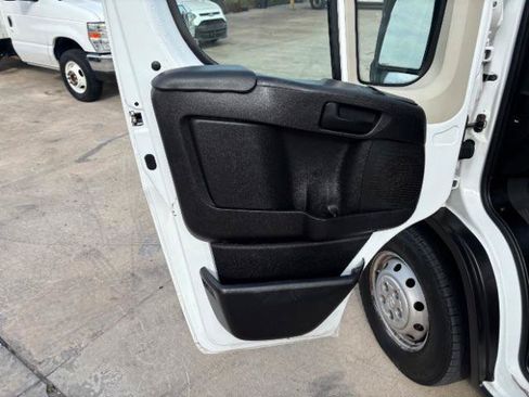 Used 2019 RAM ProMaster 2500 FWD image 14