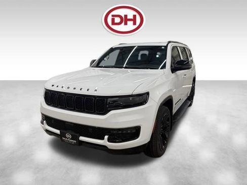 Used 2025 Jeep Wagoneer Series II w/ Premium Group I image 10