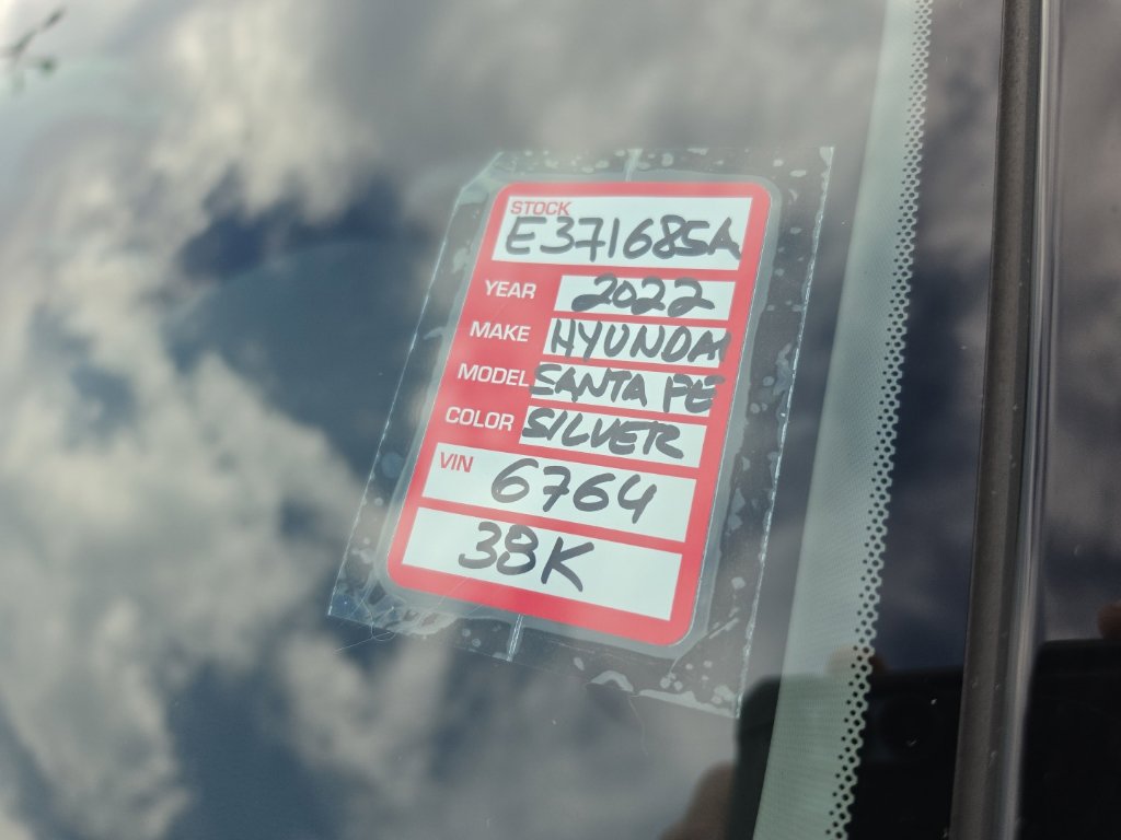 Used 2022 Hyundai Santa Fe SEL w/ Convenience + Premium Package FWD image 9