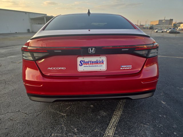 Used 2023 Honda Accord Sport image 7