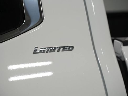New 2026 Toyota Tundra Limited AWD/4WD image 11