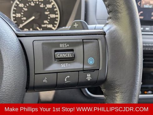 Used 2021 Nissan Rogue SV w/ Premium Package AWD/4WD image 24