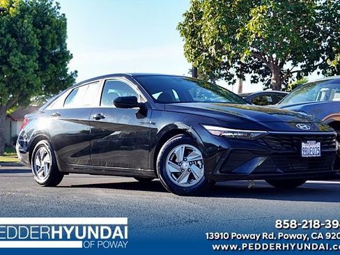 Used 2024 Hyundai Elantra SE FWD image 1