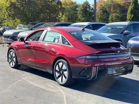 New 2025 Hyundai Ioniq 6 SE image 4