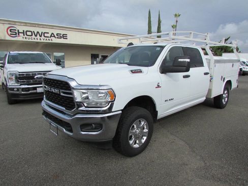 Used 2023 RAM 3500 Big Horn w/ Level 1 Equipment Group image 4