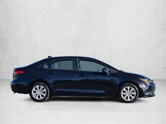 Used 2023 Toyota Corolla LE FWD video 4