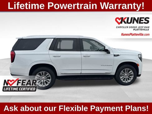 Used 2024 GMC Yukon SLT image 3