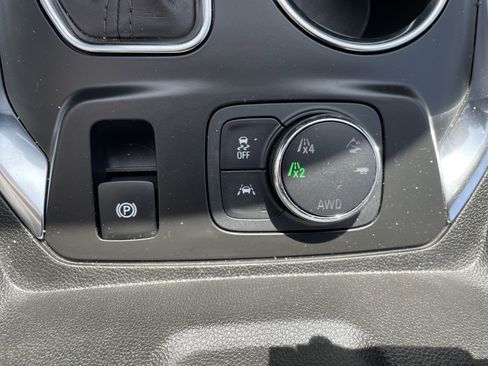 Certified 2021 Chevrolet Traverse RS AWD/4WD image 37