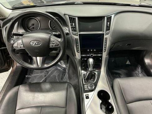 Used 2015 INFINITI Q50 Premium w/ All Weather Package RWD image 9