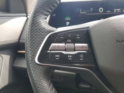 Certified 2023 Nissan Ariya AWD image 18