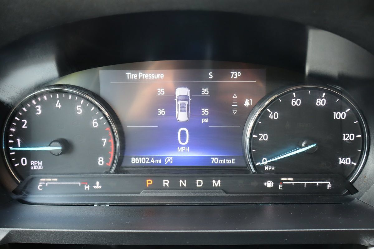 Used 2021 Ford Explorer XLT w/ Equipment Group 202A AWD/4WD image 36