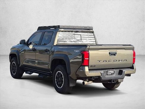Used 2024 Toyota Tacoma TRD Off-Road w/ TRD Off Road Premium Package AWD/4WD image 8