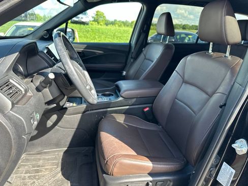 Used 2024 Honda Passport EX-L image 16