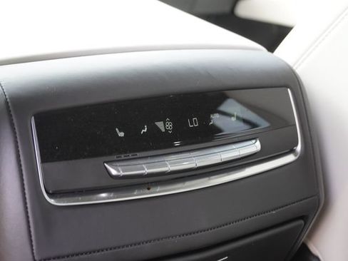Used 2025 Cadillac Escalade Sport Platinum w/ LPO, ONYX Package AWD/4WD image 14