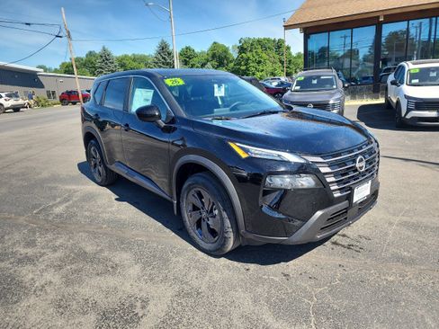 New 2026 Nissan Rogue SV w/ Cold Weather Package AWD/4WD image 1