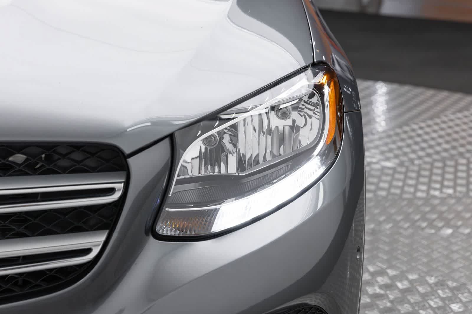 Used 2018 Mercedes-Benz GLC 300 4MATIC image 52