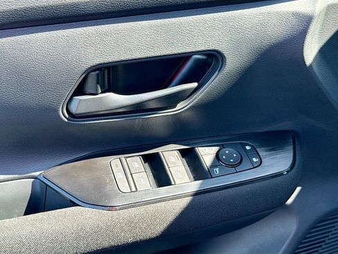 New 2026 Nissan Kicks S FWD image 17