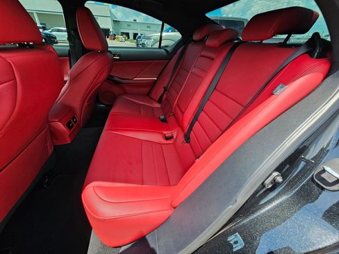 Used 2024 Lexus IS 500 RWD image 28