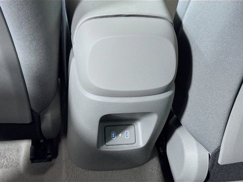 New 2025 Hyundai Elantra SEL FWD image 20