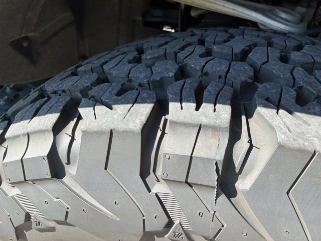 Used 2024 Ford Bronco Badlands AWD/4WD image 14