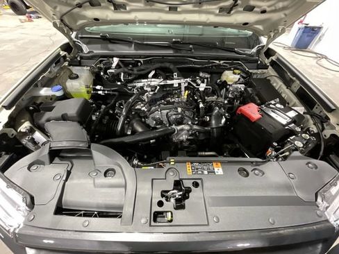 Used 2025 Ford Ranger XLT w/ Technology Package image 21