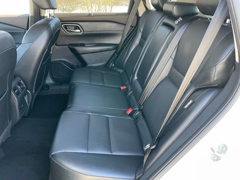 Certified 2023 Nissan Rogue SV w/ SV Premium B Package AWD/4WD image 9