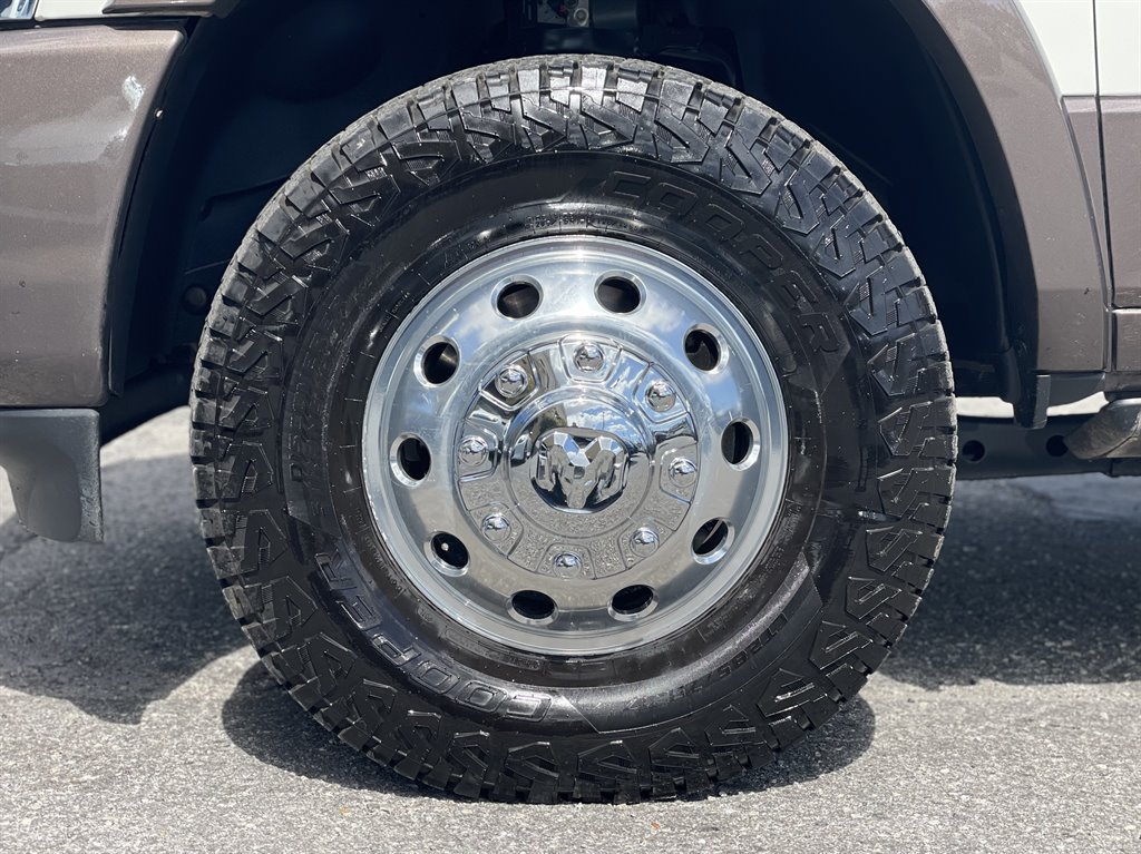 Used 2019 RAM 3500 Limited AWD/4WD image 45