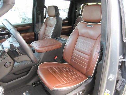 Used 2024 GMC Sierra 1500 Denali Ultimate AWD/4WD image 34