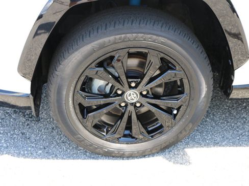 Used 2023 Toyota RAV4 SE AWD/4WD image 14