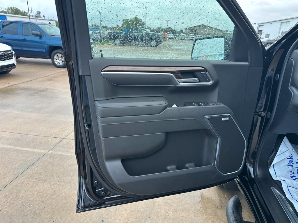 New 2026 Chevrolet Silverado 1500 RST w/ RST All Star Premium Package AWD/4WD image 6