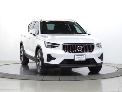 Certified 2023 Volvo XC40 B4 Plus w/ Protection Package Premier