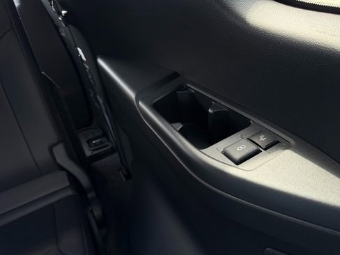 Used 2024 Lexus LX 600 F Sport image 33