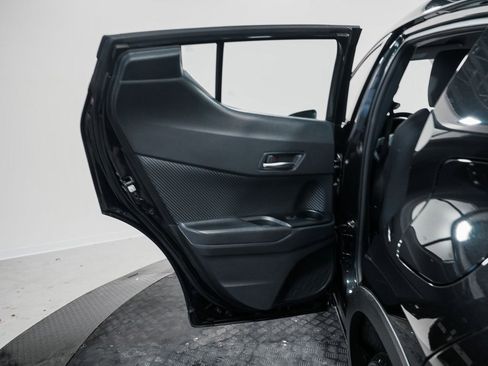 Used 2021 Toyota C-HR LE image 13