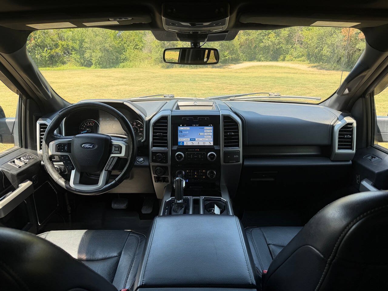 Used 2018 Ford F150 Lariat w/ Equipment Group 502A Luxury AWD/4WD image 14