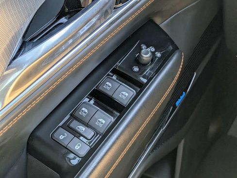 Used 2022 Jeep Grand Wagoneer Series III w/ Rear Seat Video Group 1 AWD/4WD image 20