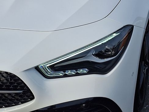 Certified 2025 Mercedes-Benz CLA 250 4MATIC image 9