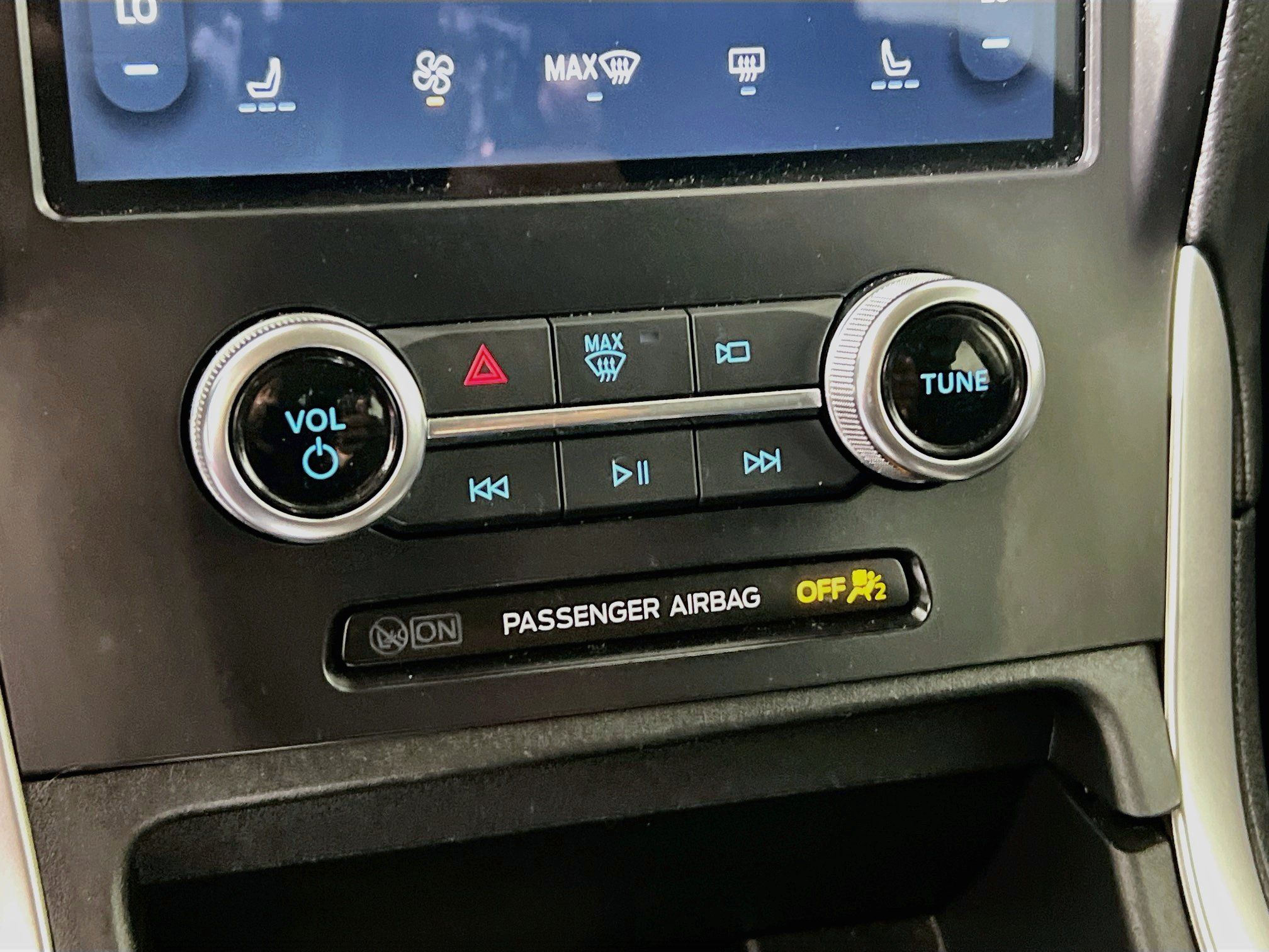 Used 2024 Ford Edge SEL AWD/4WD image 26