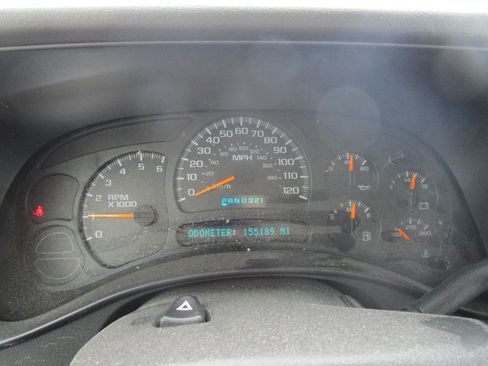 Used 2003 GMC Sierra 1500 2WD Extended Cab w/ Exterior Appearance Package image 12