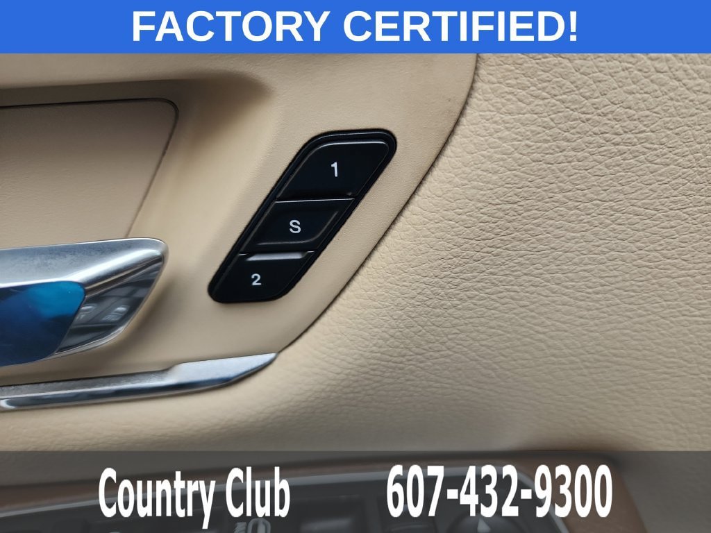 Used 2021 RAM 1500 Laramie AWD/4WD image 12