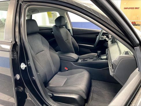 Used 2023 Honda Accord LX image 11