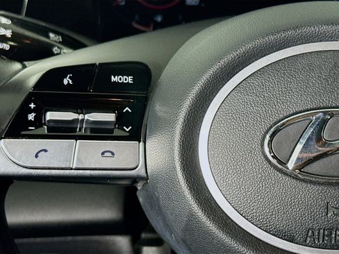 Used 2021 Hyundai Elantra SEL w/ Convenience + Premium Package FWD image 13