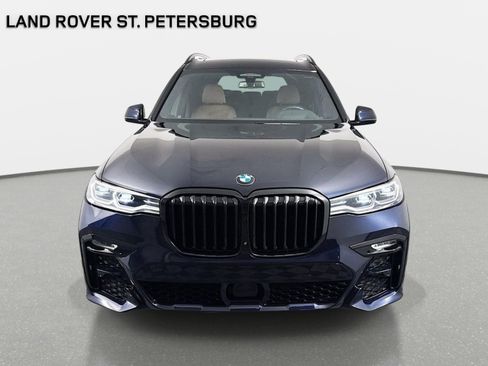 Used 2022 BMW X7 xDrive40i w/ M Sport Package AWD/4WD image 2