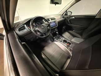 Used 2018 Volkswagen Tiguan SE w/ Panoramic Sunroof Package AWD/4WD video 2