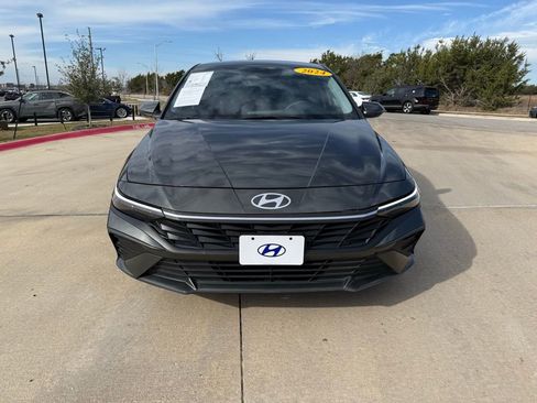 Certified 2024 Hyundai Elantra SEL image 2