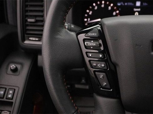 Certified 2023 Nissan Frontier PRO-4X w/ Pro-4X Premium Package image 12