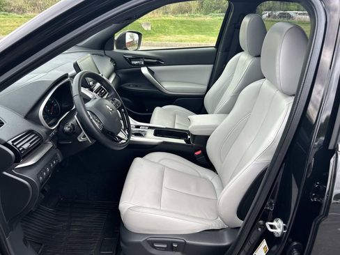 Used 2025 Mitsubishi Eclipse Cross SEL AWD/4WD image 23