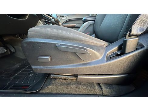 Used 2017 GMC Canyon SLE w/ SLE Convenience Package image 24