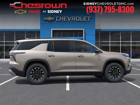 New 2026 Chevrolet Traverse Z71 w/ Enhanced Driving Package AWD/4WD image 5