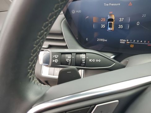 Used 2025 Buick Envision Preferred image 36