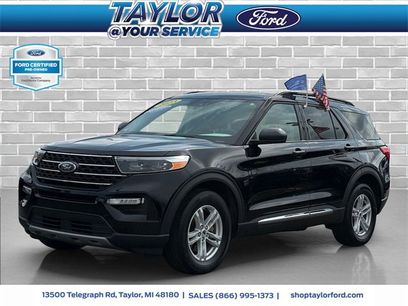 Certified 2023 Ford Explorer XLT w/ Equipment Group 202A